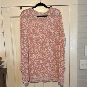 Entro Pink Long Sleeve Blouse with Floral Pattern